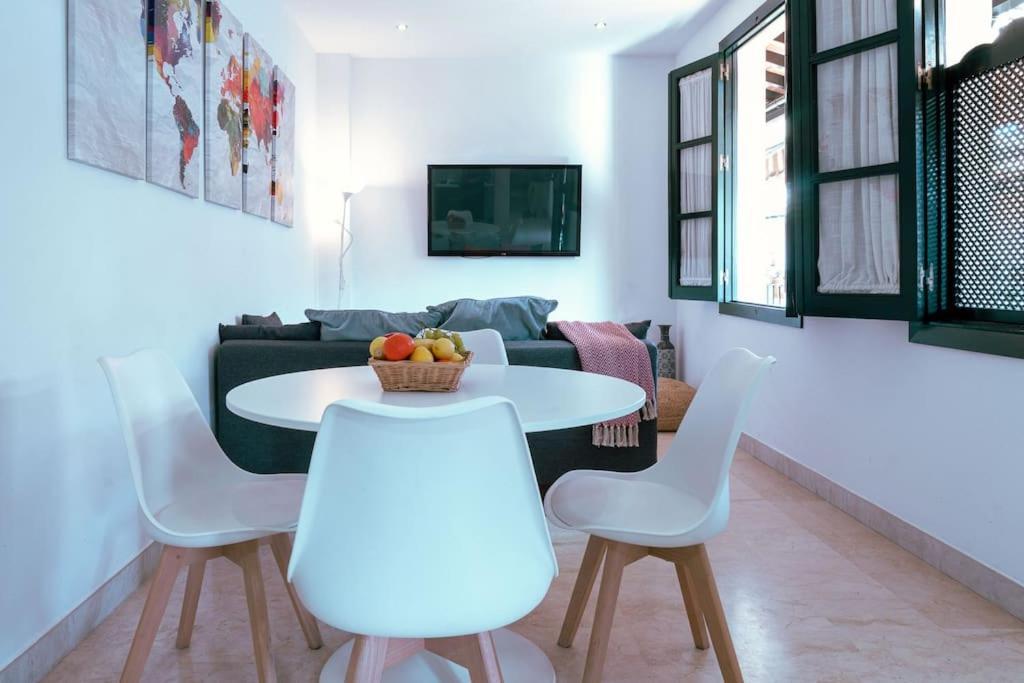 Apartamento Con Encanto En Patio Sevillano Exterior foto