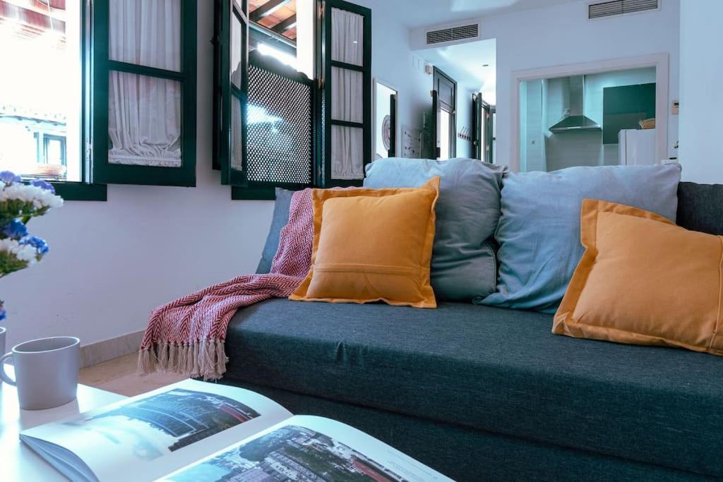 Apartamento Con Encanto En Patio Sevillano Exterior foto
